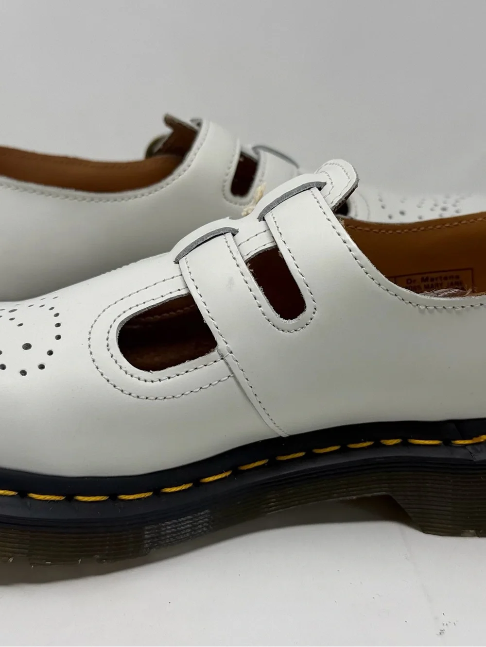 Dr Martens 8065 Mary Jane Shoes Women 7 White Leather Double Buckle NWT